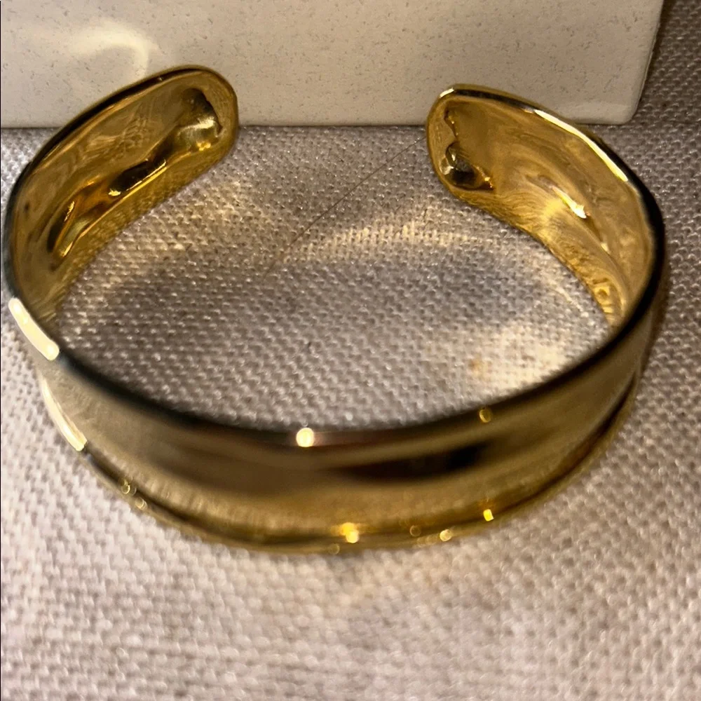 Odette gold cuff bracelet. BRAND NEW. - Picture 5 of 7